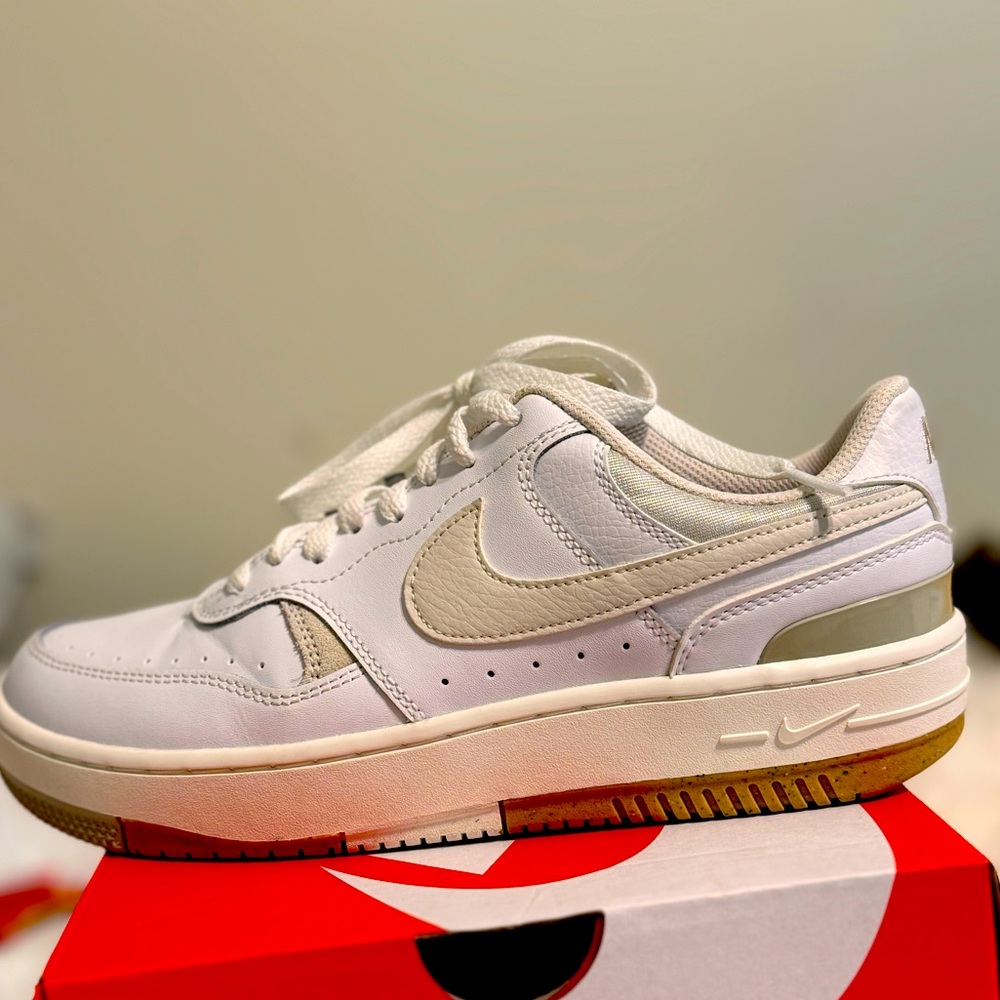 LIKE NEW - NIKE GAMMA FORCE SHOES